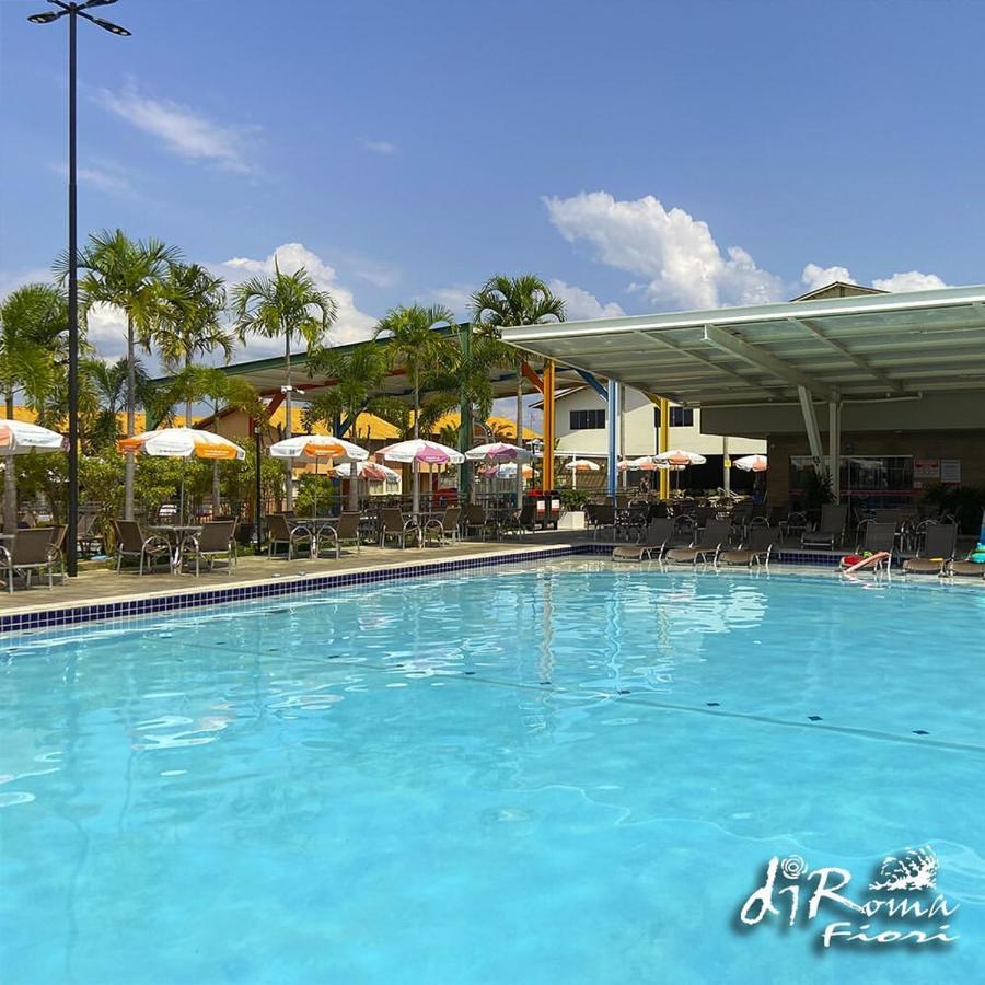Hotel Diroma Fiori Com Um Dia De Acesso No Acqua Park Diroma Caldas Novas Exterior foto