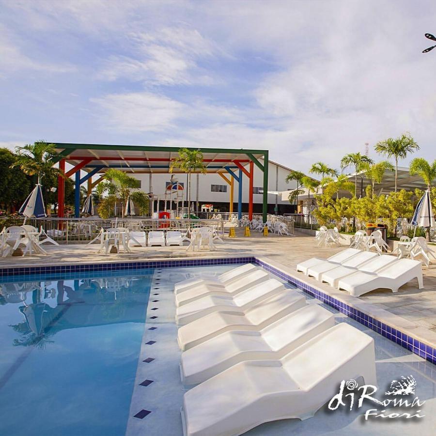 Hotel Diroma Fiori Com Um Dia De Acesso No Acqua Park Diroma Caldas Novas Exterior foto